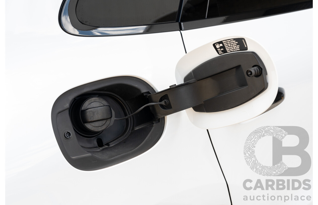 5/2016 Porsche Macan GTS (AWD) 95B MY17 4D Wagon White Twin Turbo V6 3.0L