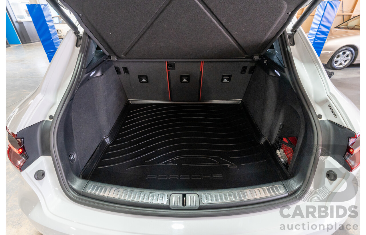 5/2016 Porsche Macan GTS (AWD) 95B MY17 4D Wagon White Twin Turbo V6 3.0L