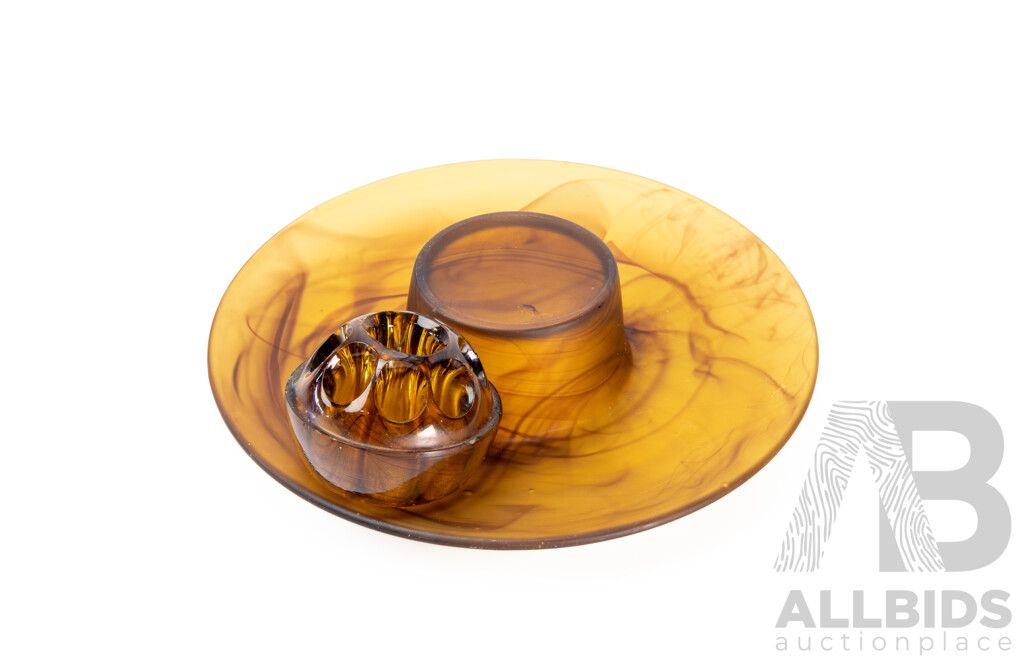 Davidson Amber Glass Posy Bowl with Frog