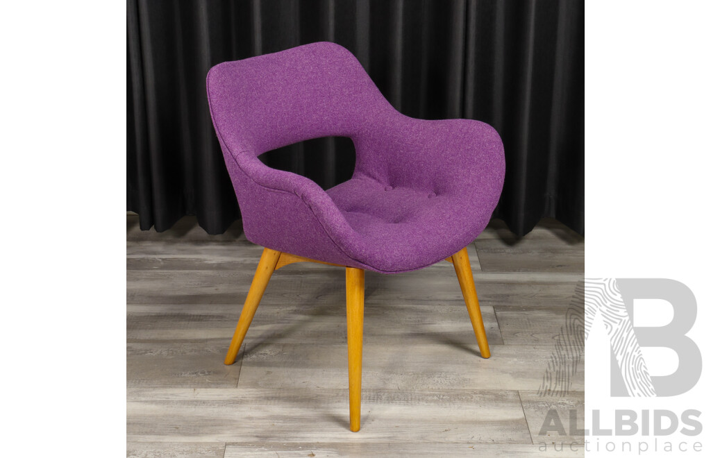 Grant Featherston Contour Space Chair with Purple Woolen Upholstery, Circa 1953