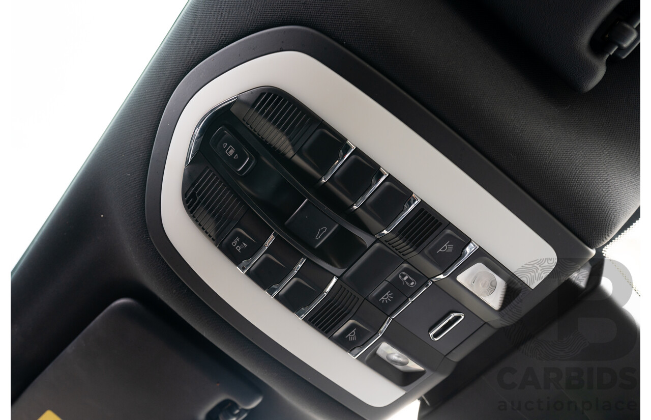 12/2016 Porsche Macan GTS (AWD) 95B MY17 4D Wagon Jet Black Metallic Twin Turbo V6 3.0L