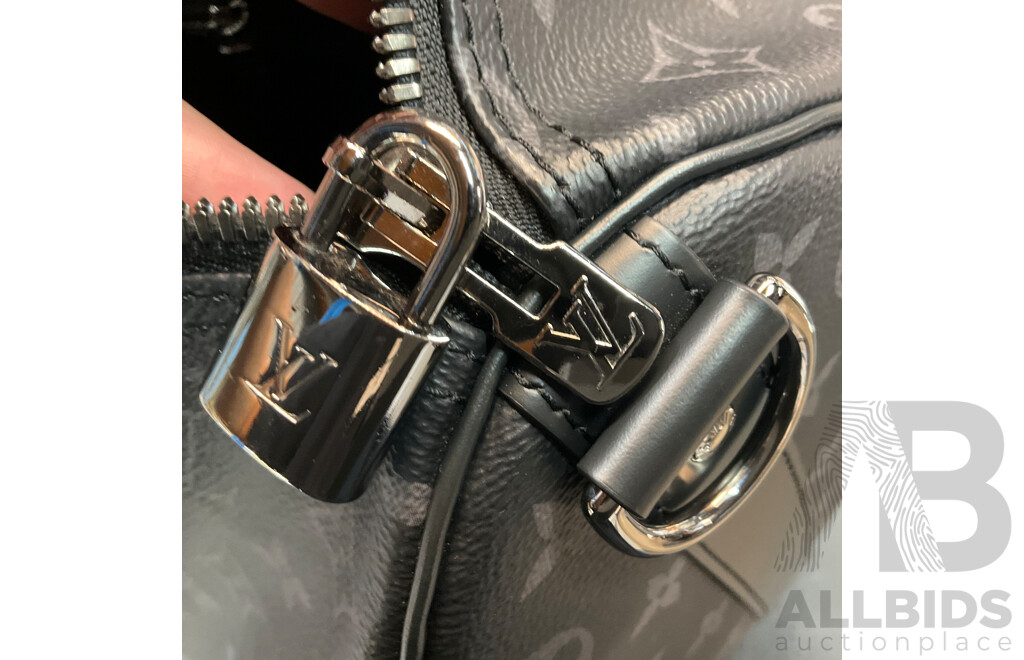 Monogram Eclipse Keepall Bandouliere 55 Duffle Bag Branded LOUIS VUITTON