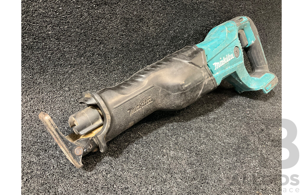 MAKITA 18V Reciprocating Saw (DJR186) - Skin Only