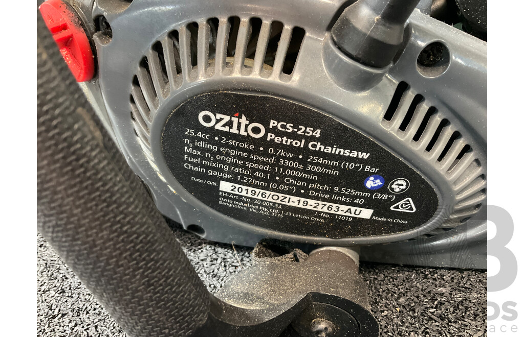OZITO Petrol Chainsaw (PCS-254)