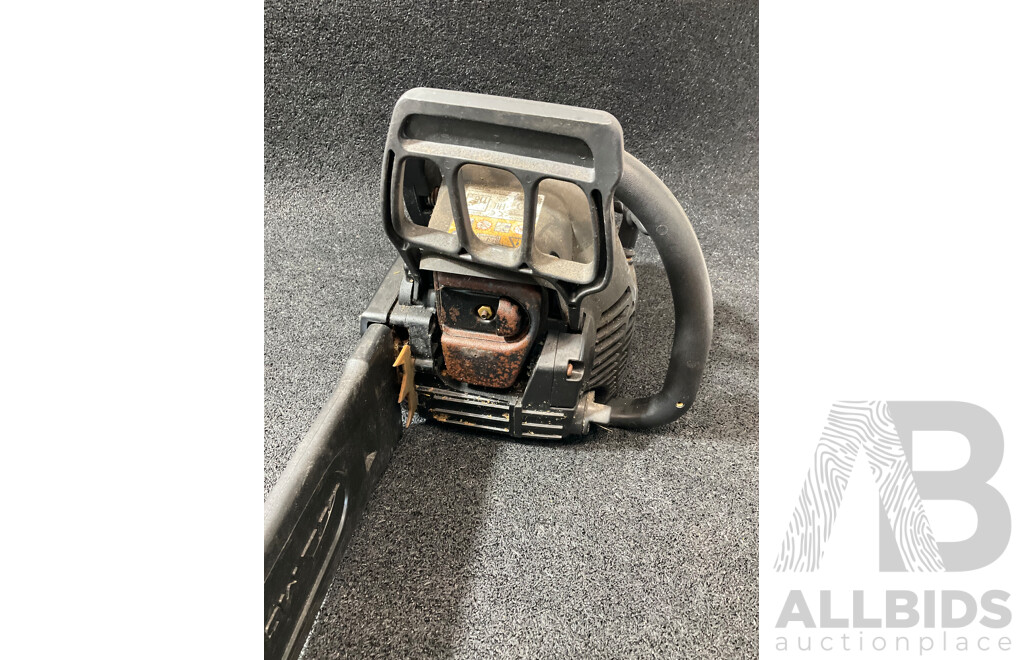 McCULLOCH Petrol Chainsaw (CS360)