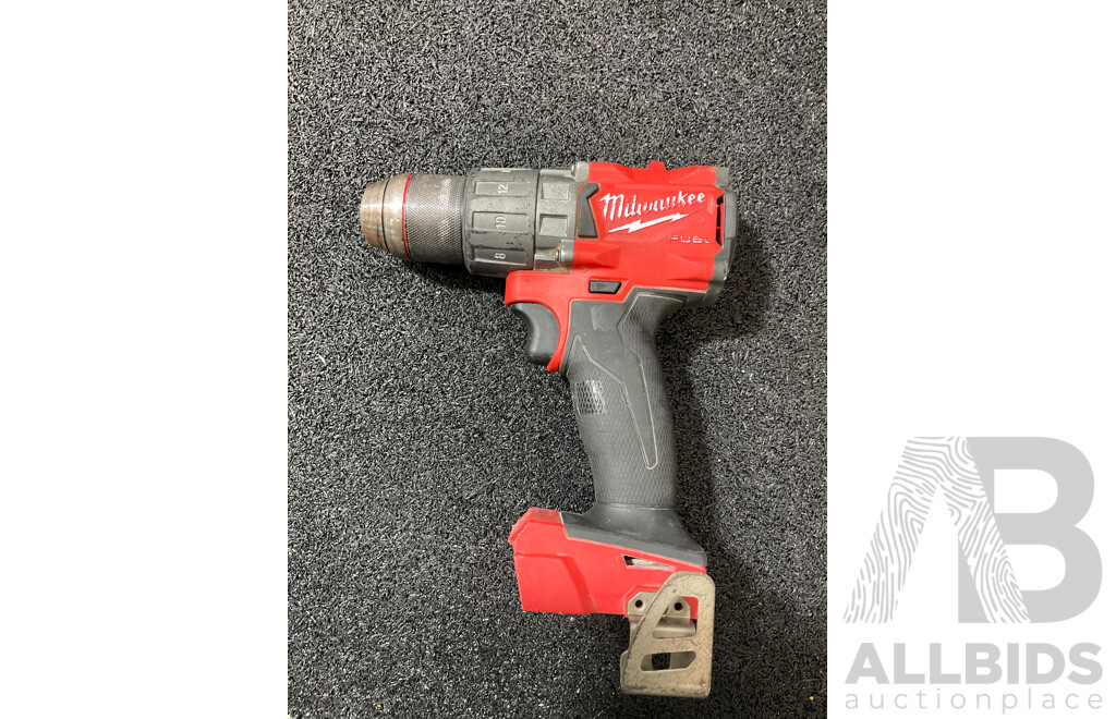MILWAUKEE 18V FUEL Hammer Drill (M18FDD2) with 4.0Ah and 5.0Ah Battery   Lot of 3