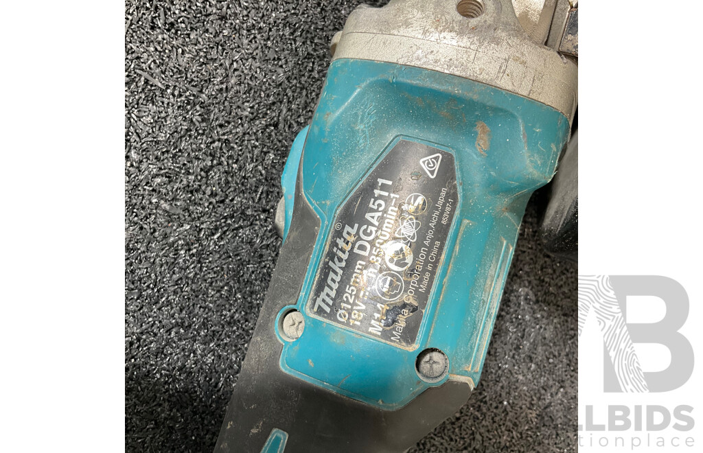 MAKITA 18V Angle Grinder (DGA511) and 3.0Ah Battery -  Lot of 2