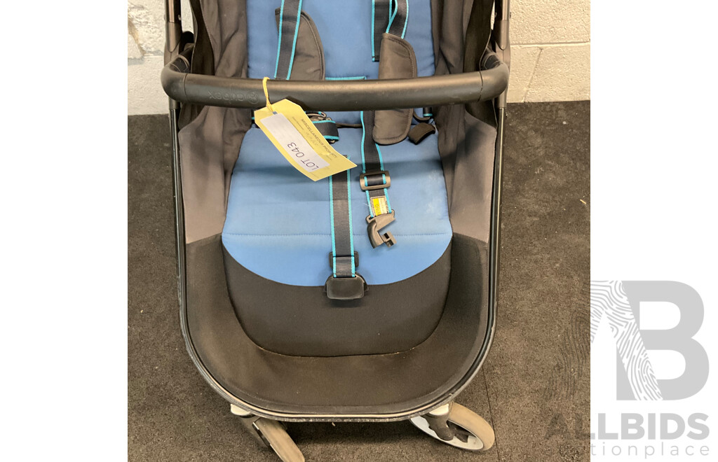 Cybex Agis M-Air4 Stroller