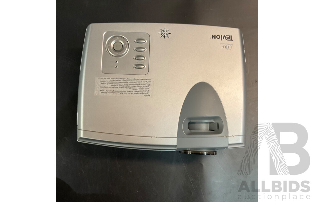 TEVioN Portable DLP-Projector