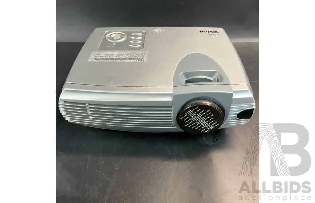 TEVioN Portable DLP-Projector