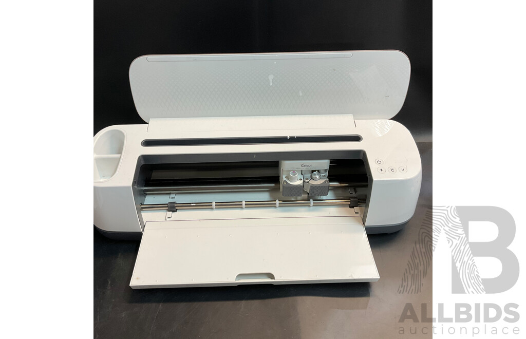 Cricut Maker Cutting Machine