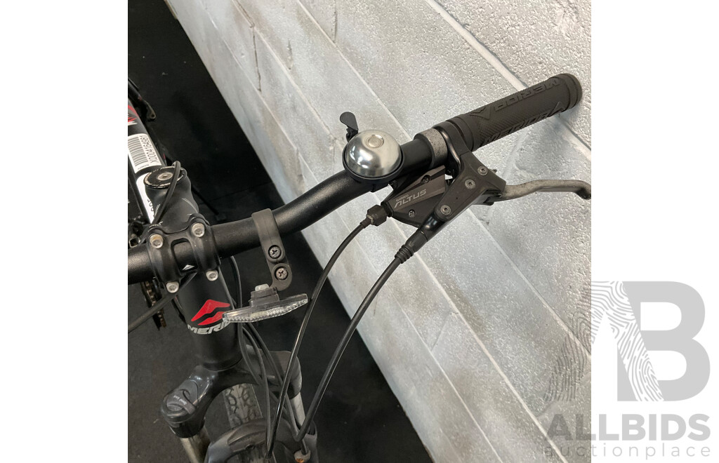 Merida Crossway 40 Bike - Size 52 cm