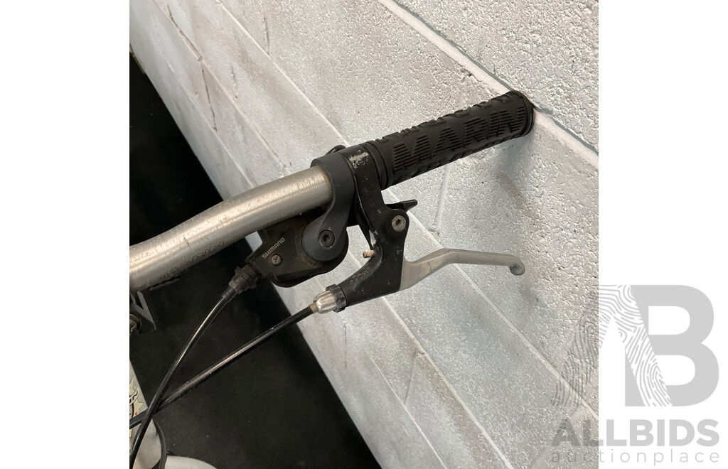 Marin Bobcat Trail Ovation Bike