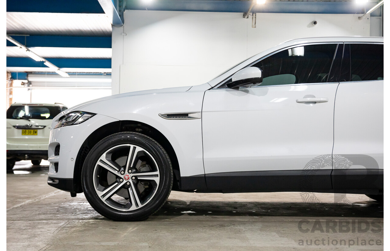 02/2017 Jaguar F-Pace 30d Portfolio (AWD) MY17 4d Wagon Glacier White Turbo Diesel V6 3.0L