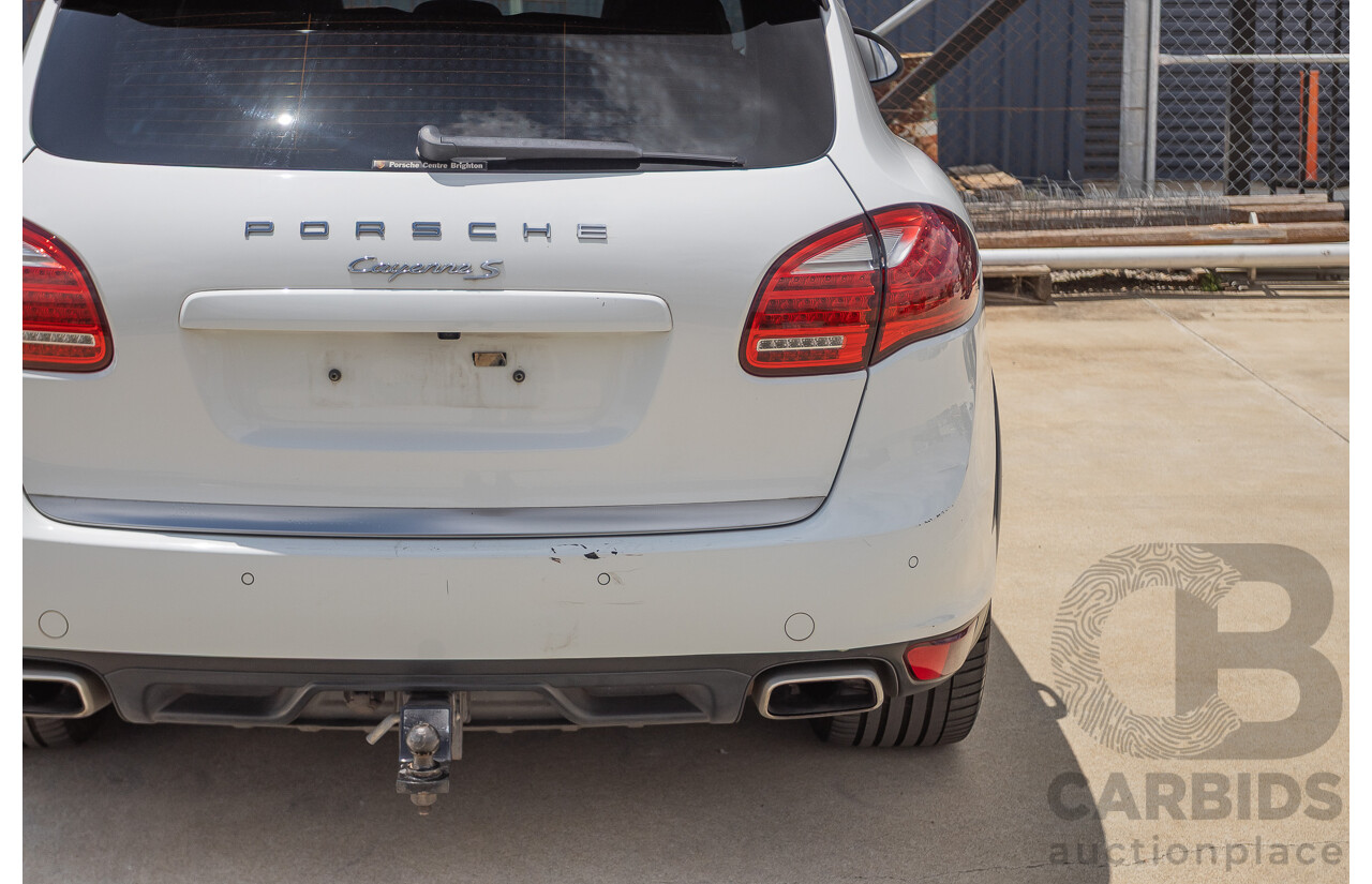 1/2014 Porsche Cayenne S (AWD) MY14 4D Wagon White Twin Turbo Diesel V8 4.1L