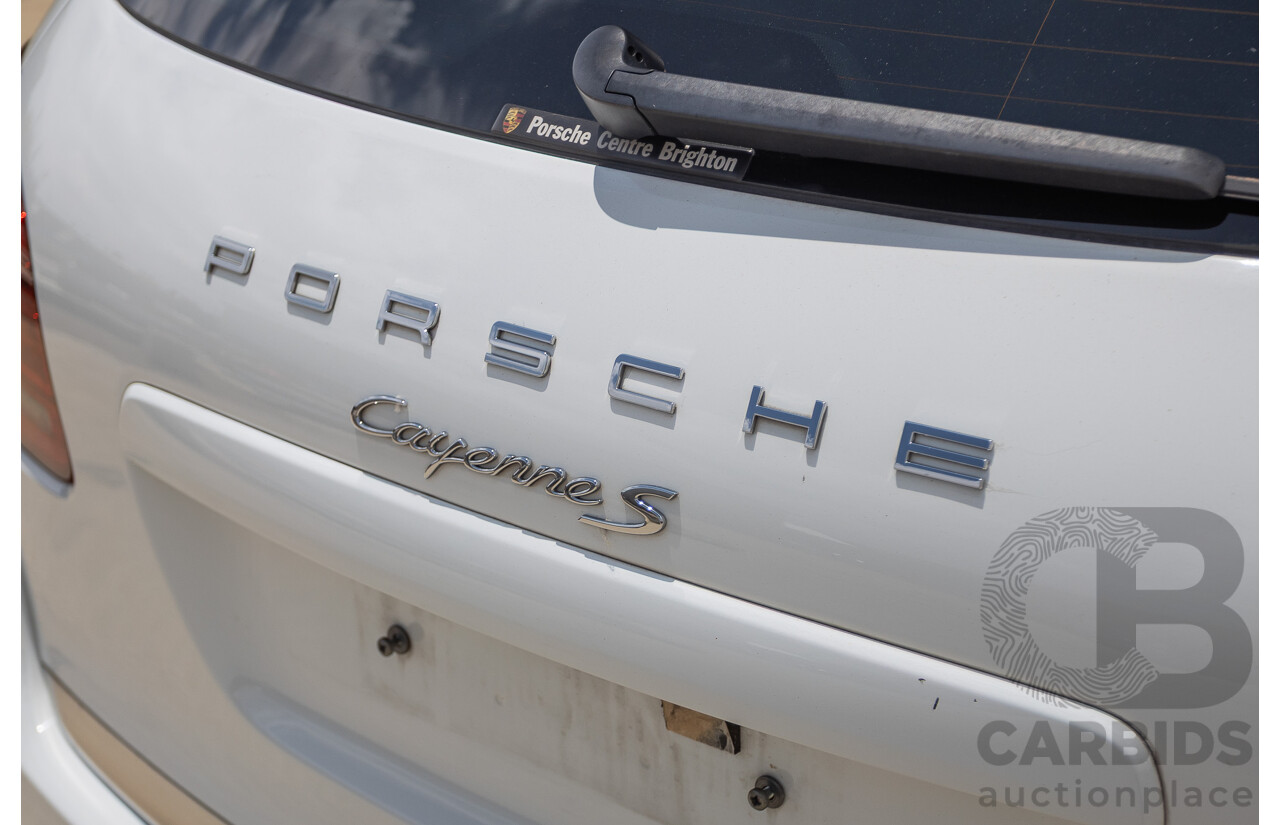 1/2014 Porsche Cayenne S (AWD) MY14 4D Wagon White Twin Turbo Diesel V8 4.1L