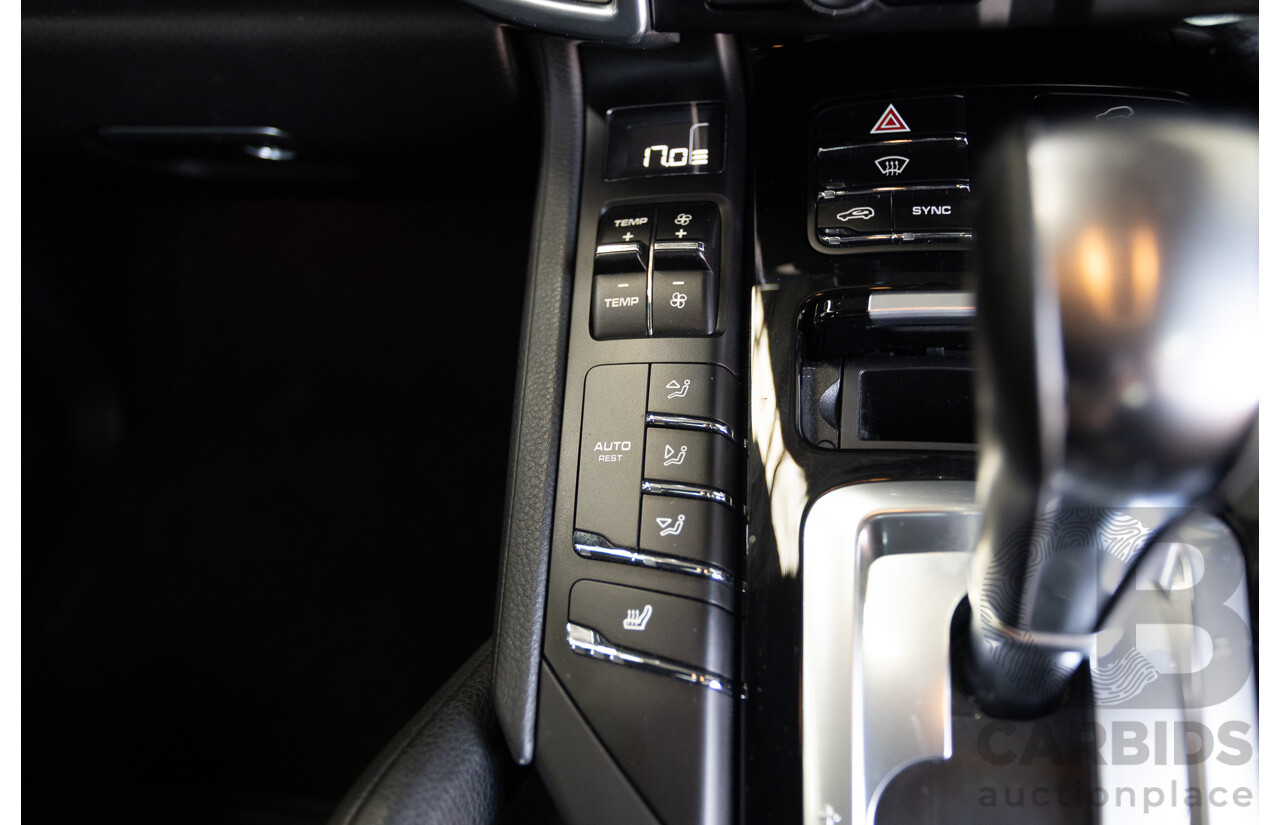 1/2014 Porsche Cayenne S (AWD) MY14 4D Wagon White Twin Turbo Diesel V8 4.1L