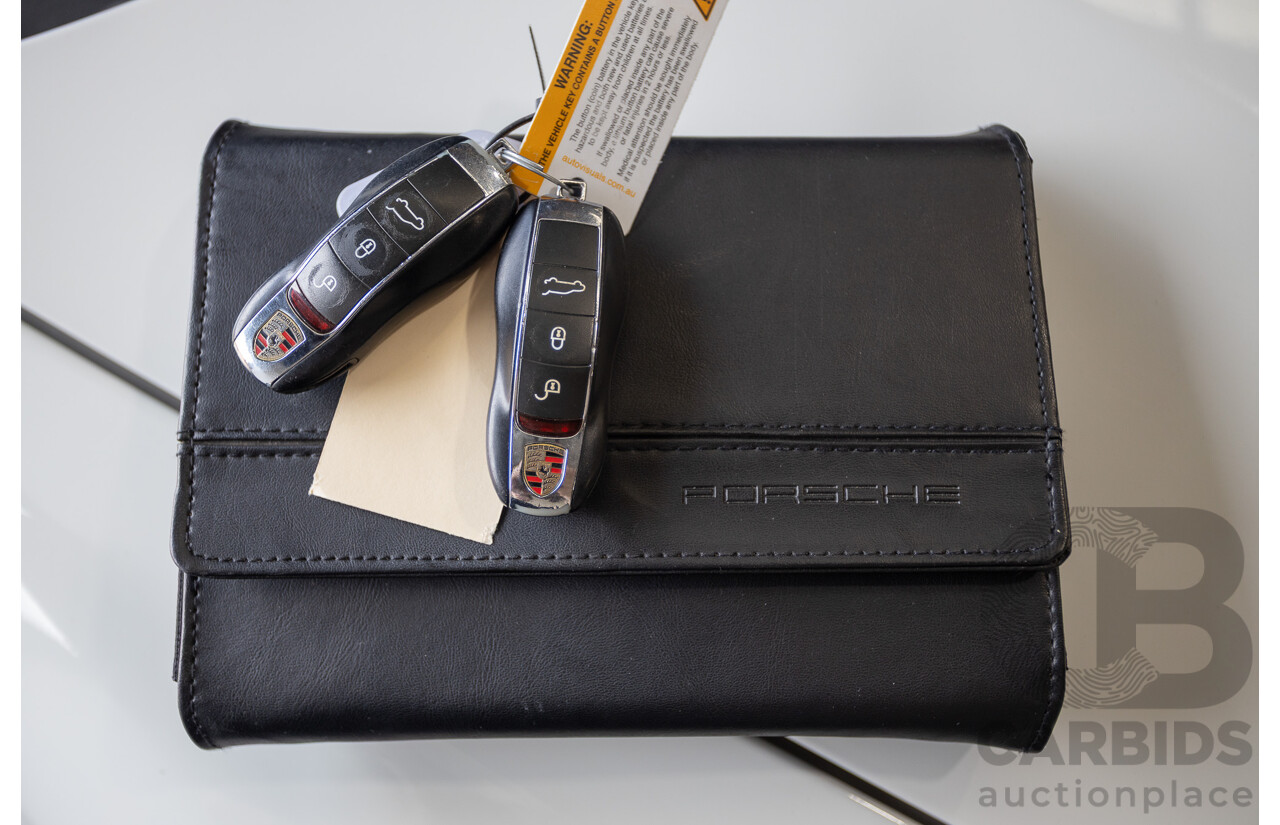 1/2014 Porsche Cayenne S (AWD) MY14 4D Wagon White Twin Turbo Diesel V8 4.1L