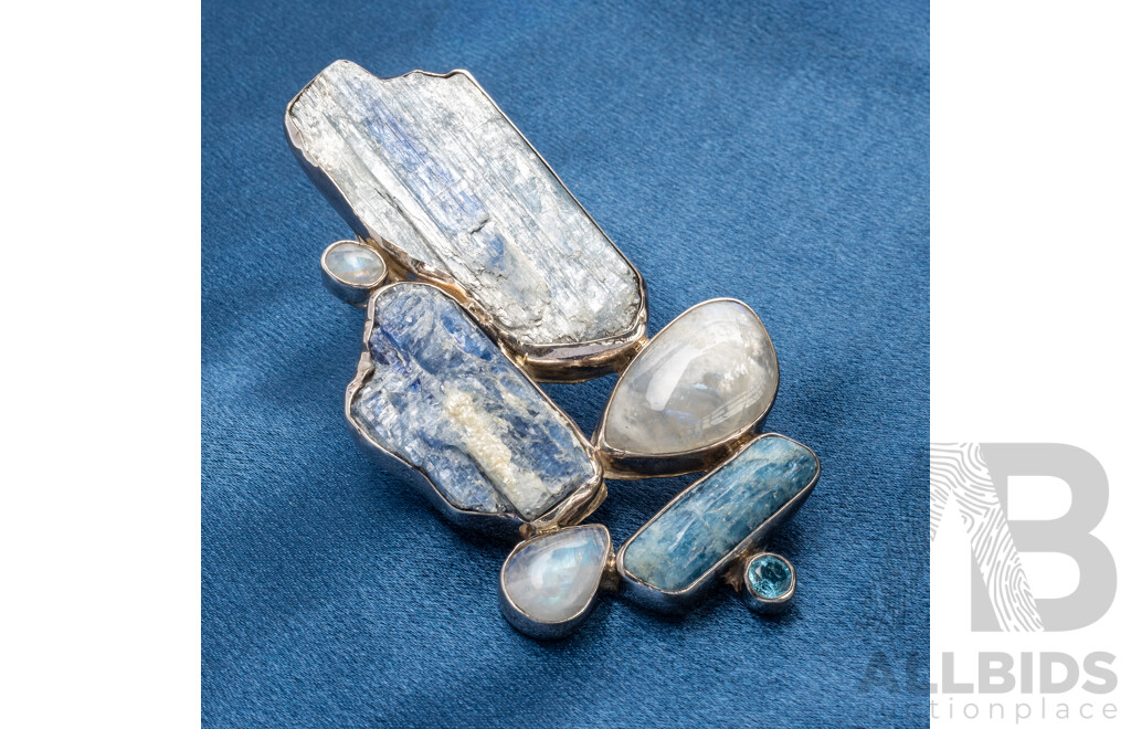 925 Sterling Silver Pendant with Kyanite, Moonstone and Topaz