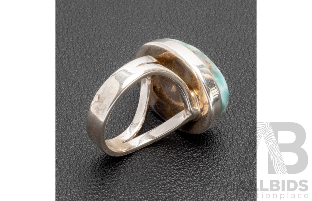 925 Sterling Silver Ring with Oval Cabochon Larimar - Size M