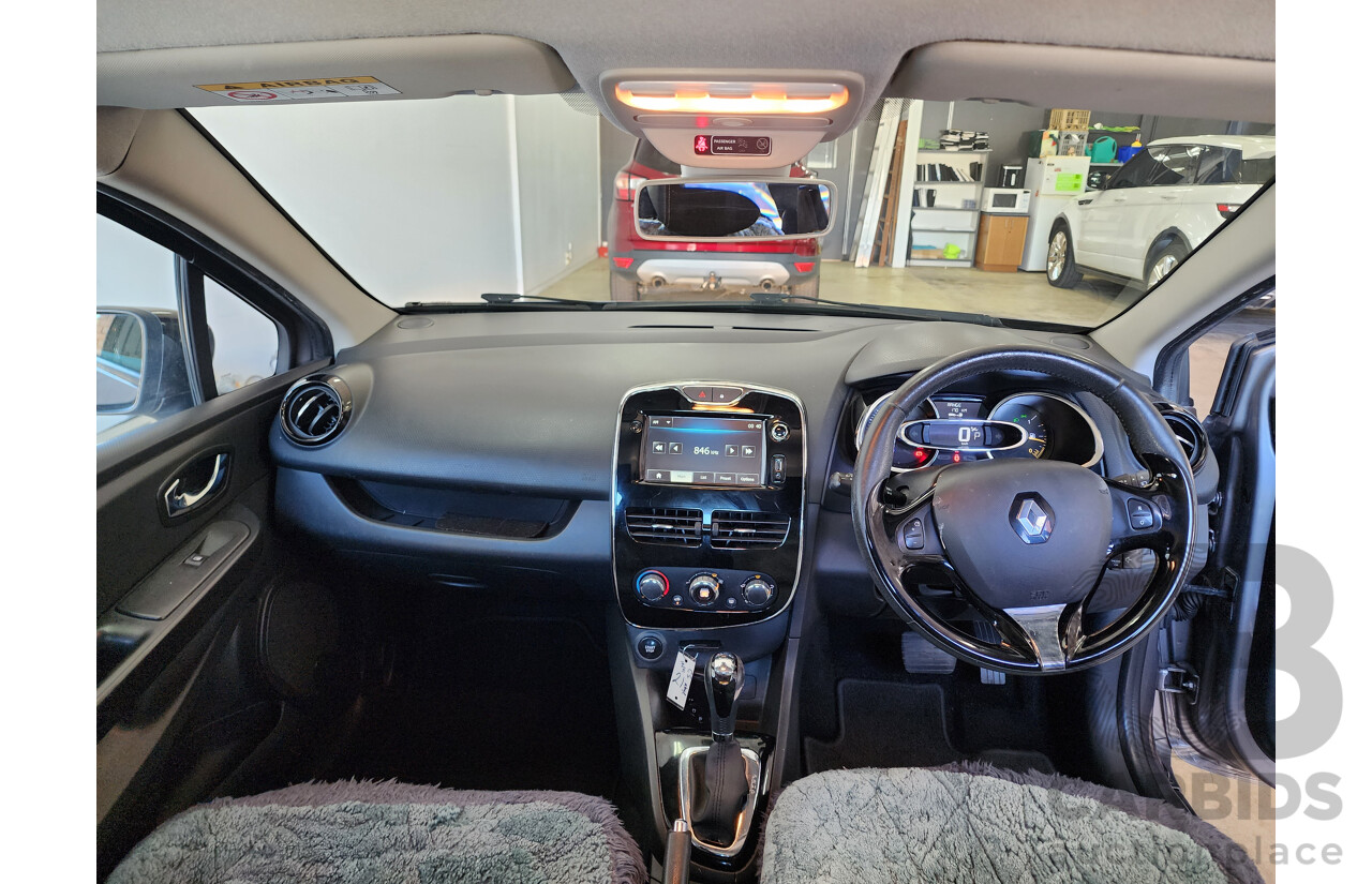 6/2014 Renault Clio Expression X98 5d Hatchback Grey 1.2L
