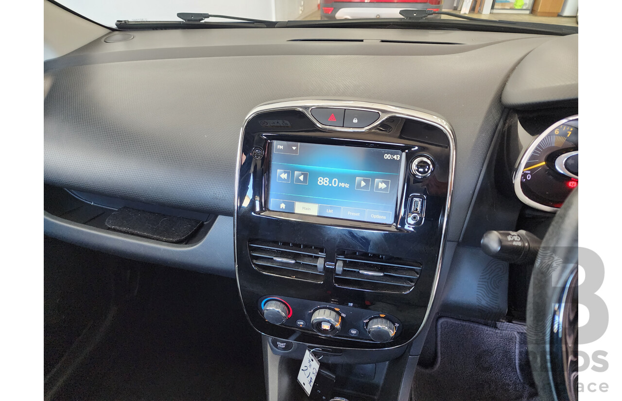 6/2014 Renault Clio Expression X98 5d Hatchback Grey 1.2L