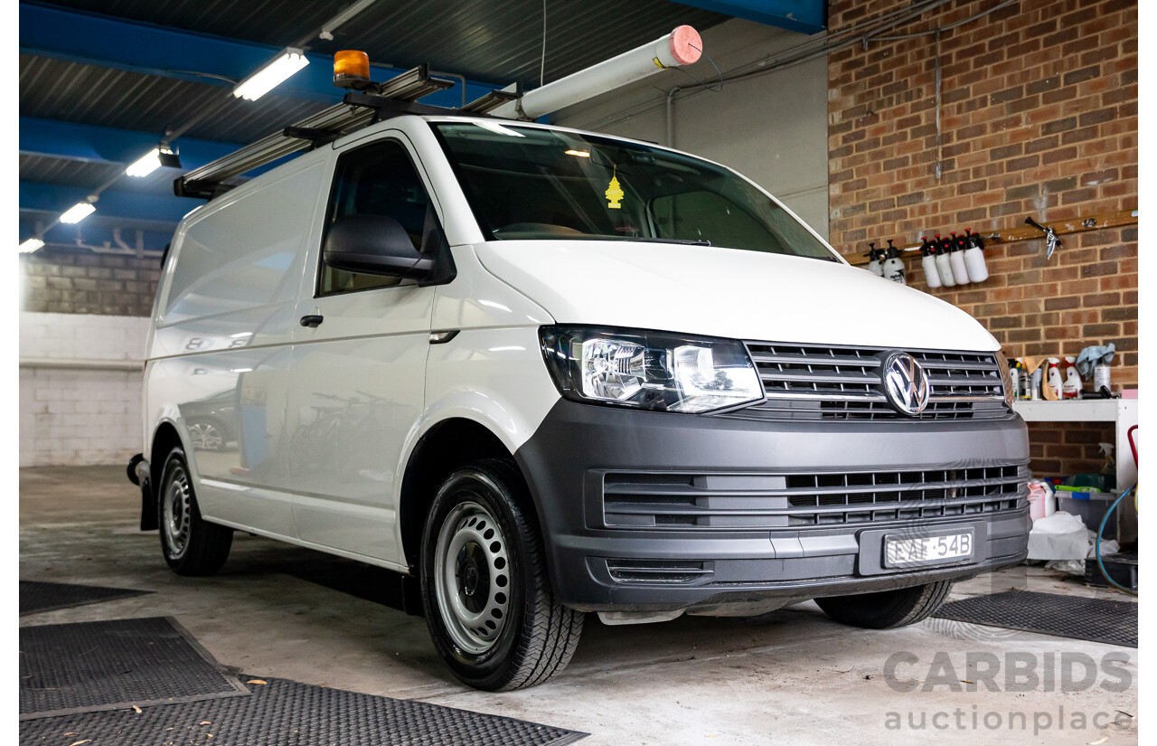 04/2019 Volkswagen Transporter TDI 340 SWB LOW FWD T6 MY19 Van Candy White 2.0L