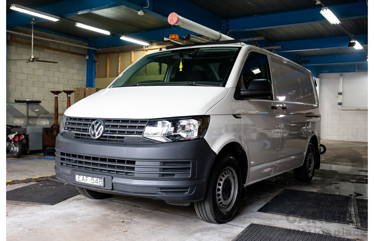 04/2019 Volkswagen Transporter TDI 340 SWB LOW FWD T6 MY19 Van Candy White 2.0L