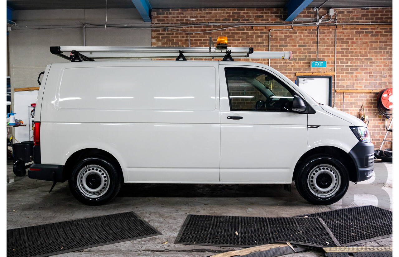 04/2019 Volkswagen Transporter TDI 340 SWB LOW FWD T6 MY19 Van Candy White 2.0L