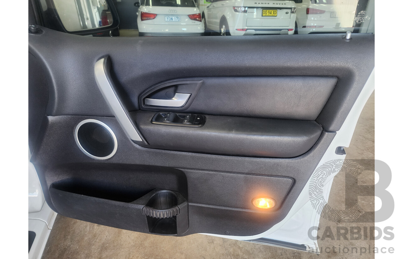 4/2015 Ford Territory TS (rwd) SZ MK2 4d Wagon White 2.7L