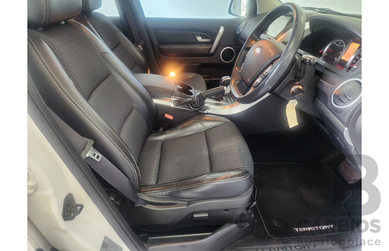 4/2015 Ford Territory TS (rwd) SZ MK2 4d Wagon White 2.7L