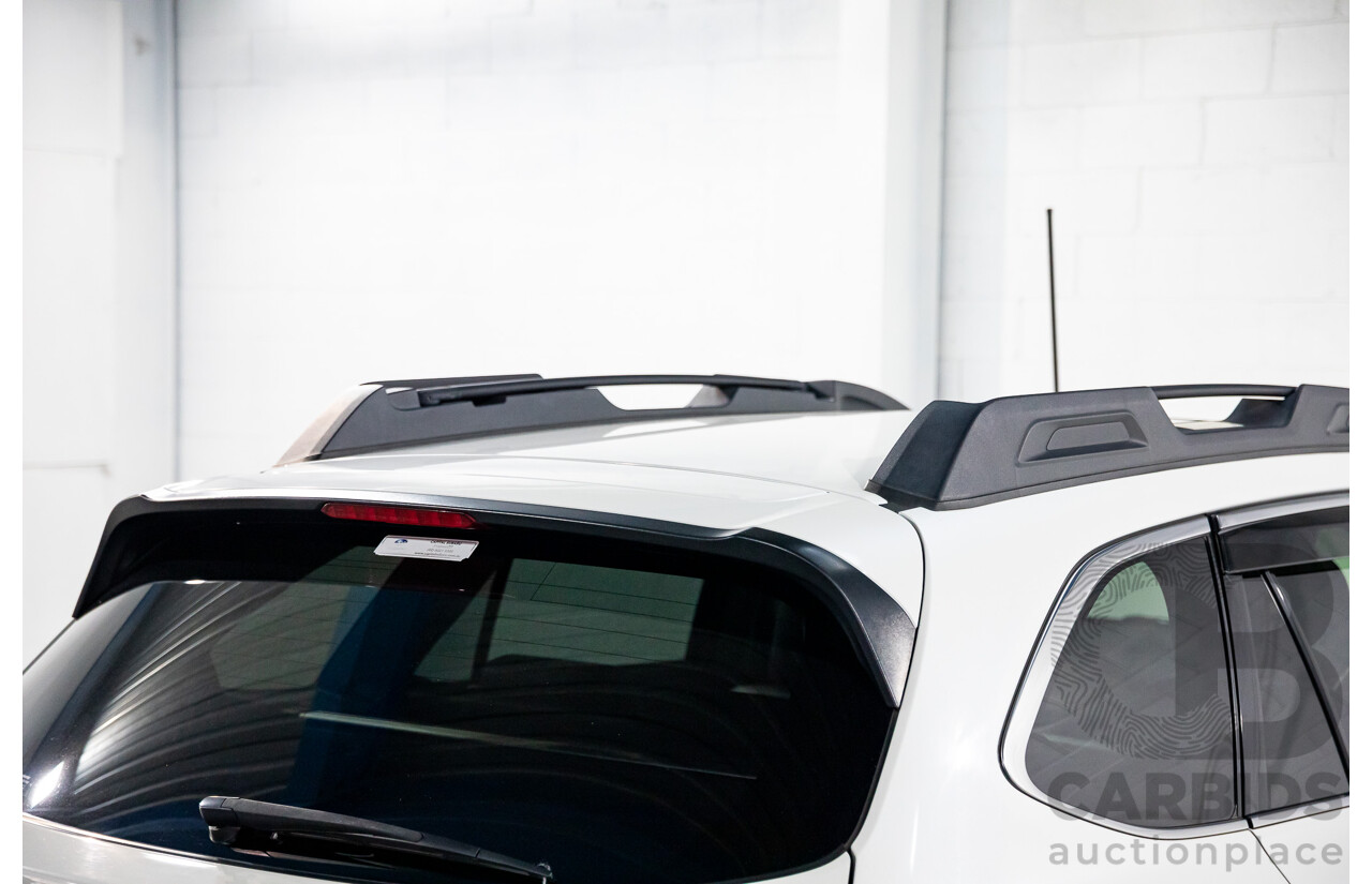 01/2018 Subaru Outback 2.5i Premium (AWD) MY18 4d Wagon Crystal White Pearl 2.5L