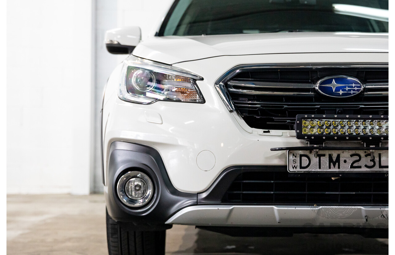 01/2018 Subaru Outback 2.5i Premium (AWD) MY18 4d Wagon Crystal White Pearl 2.5L