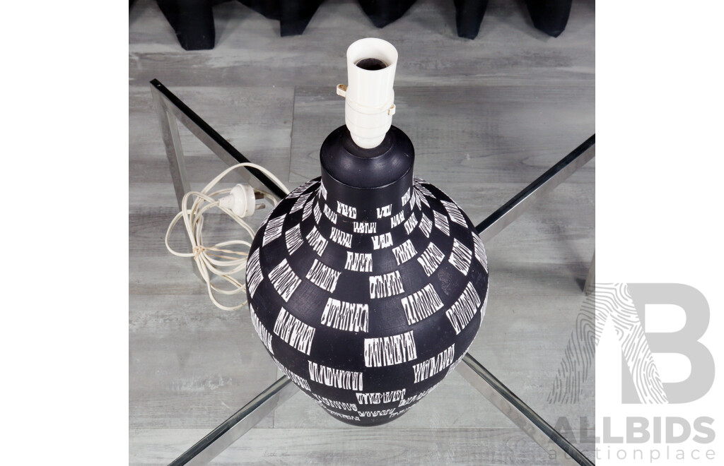 Vintage Black and White Checkered Ceramic Table Lamp