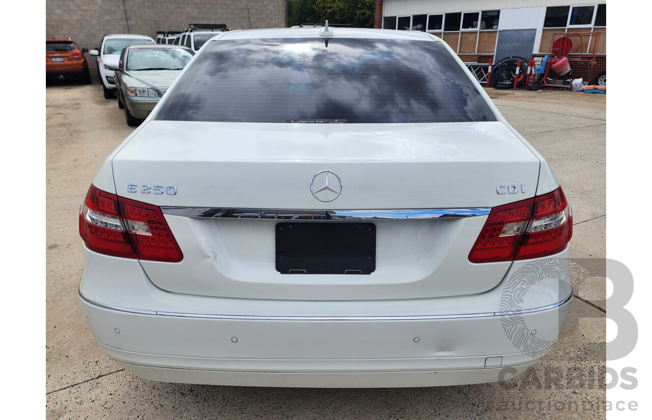 9/2011 Mercedes-Benz E250 CDI Avantgarde 212 MY11 4d Sedan White 2.1L