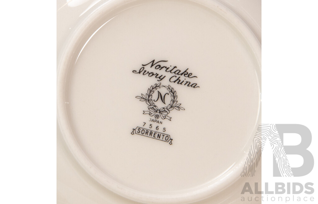 Noritake ‘Sorento’ 96-Piece Dinner Service, Pattern 7565
