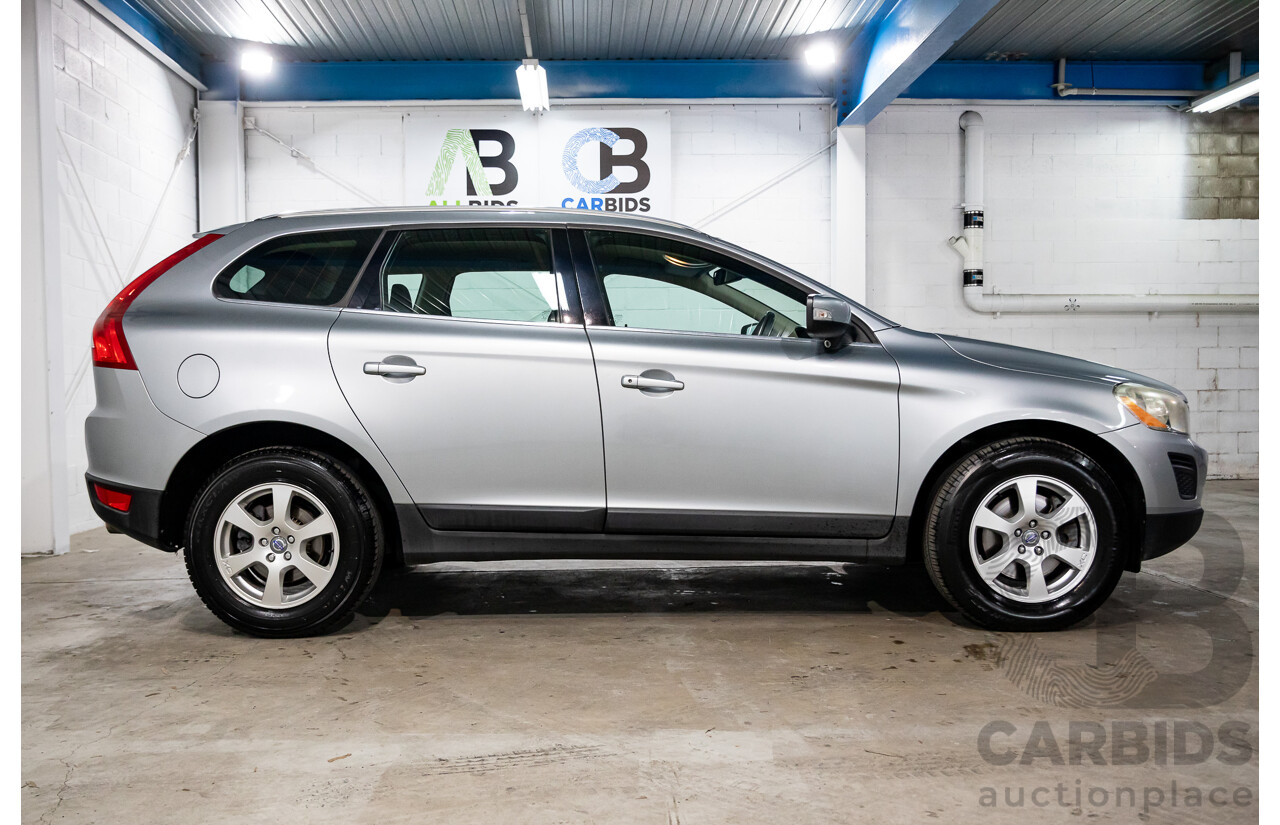 11/2012 Volvo XC60 3.2 Teknik DZ MY12 4d Wagon Mystic Silver Metallic V6 3.2L
