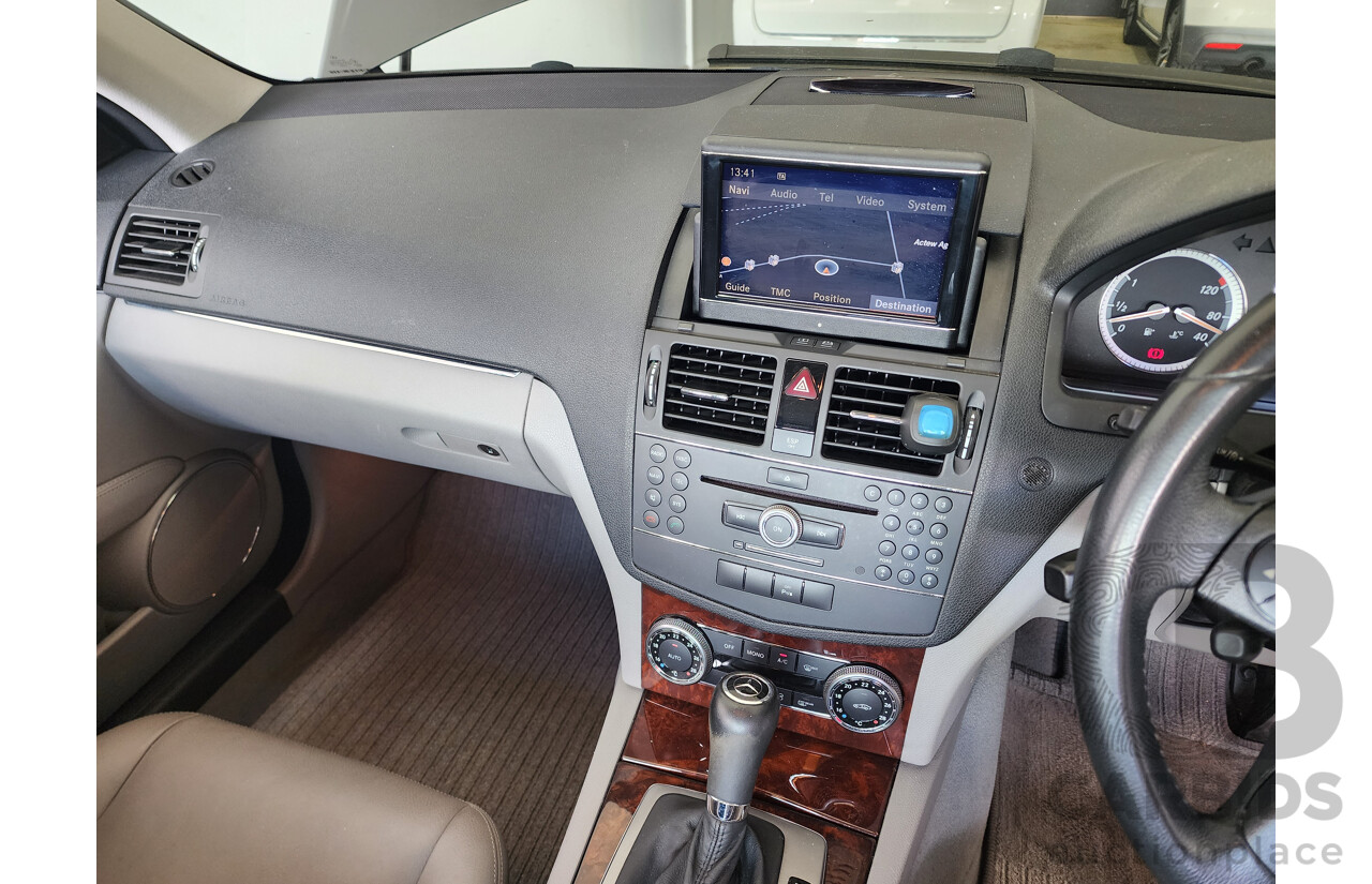 10/2007 Mercedes-Benz C280 Elegance W204 4d Sedan Black 3.0L