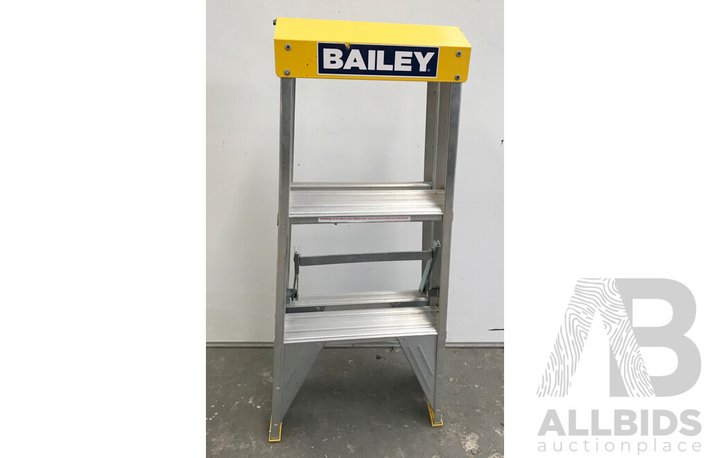Bailey (FS13385) 3 Step Double Sided 150kg Ladder