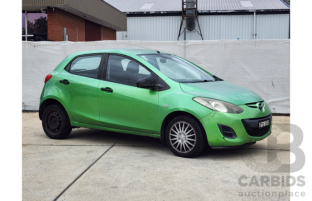 11/2010 Mazda Mazda2 NEO DE MY10 5d Hatchback Green 1.5L