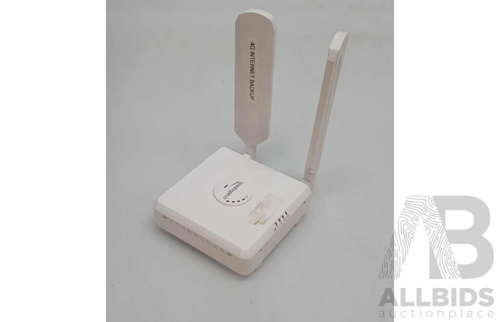 Cradlepoint (CBA850) Series LTE Adapter w/ Power Supply