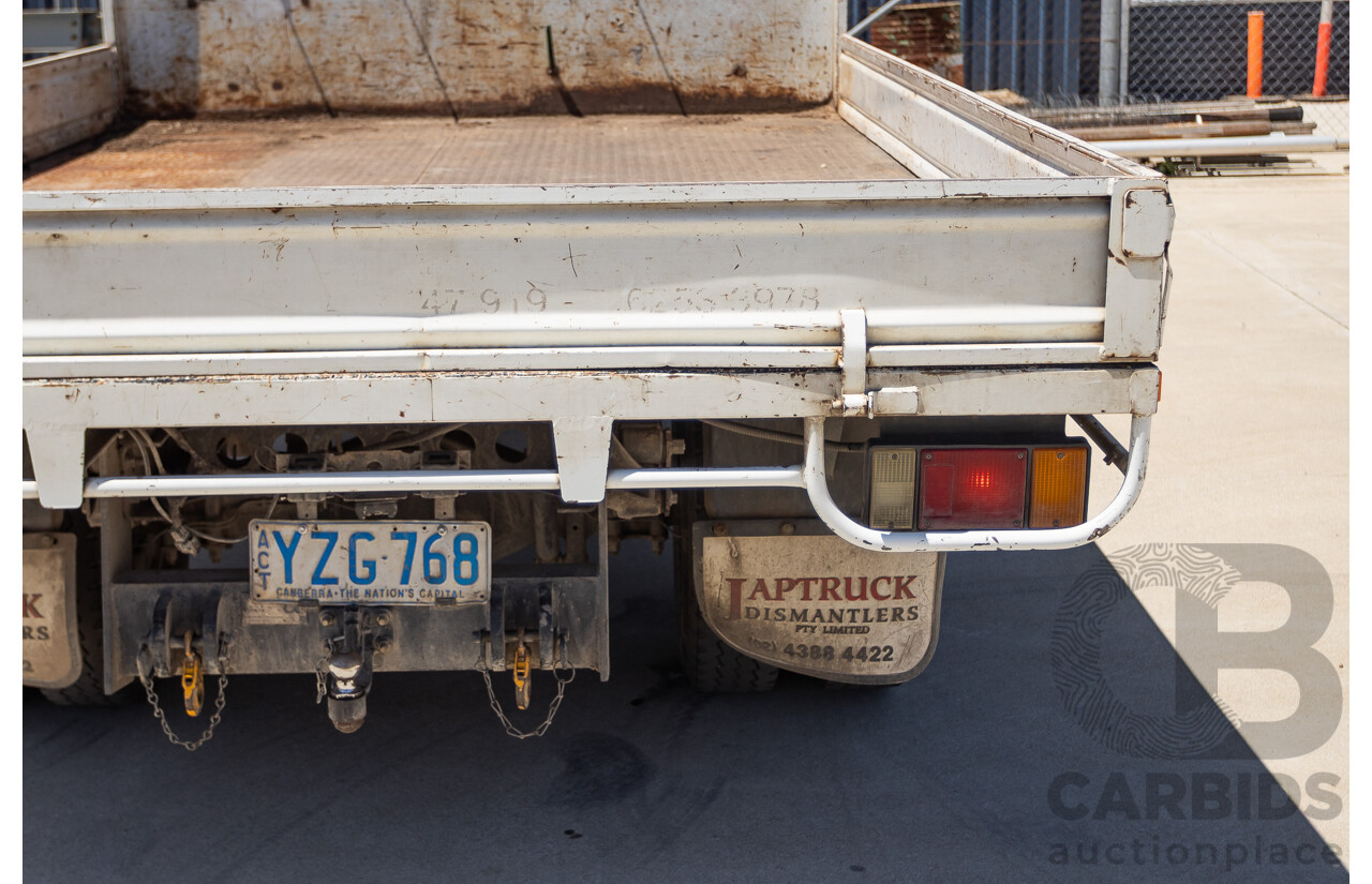 06/1994 Isuzu NPR400 Medium Tray Top Truck 4x2 White Diesel 4.3L