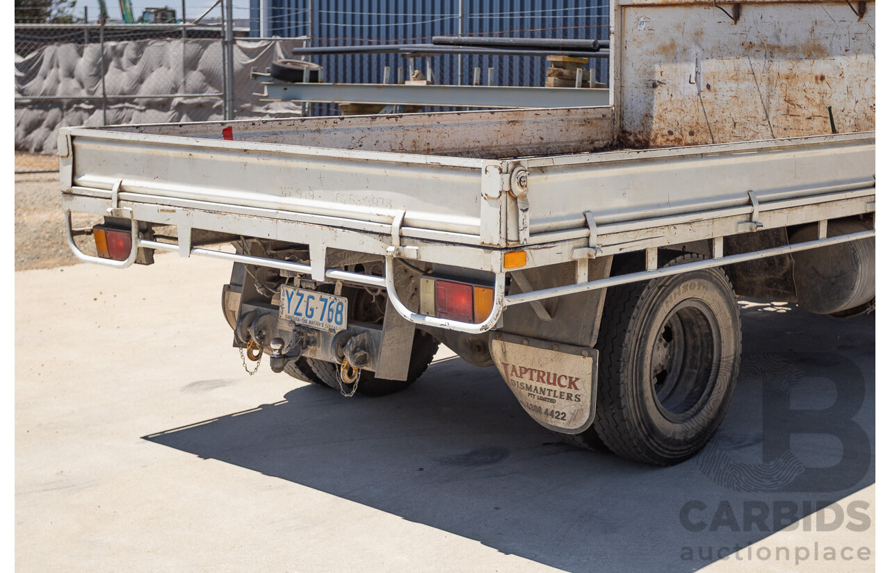 06/1994 Isuzu NPR400 Medium Tray Top Truck 4x2 White Diesel 4.3L