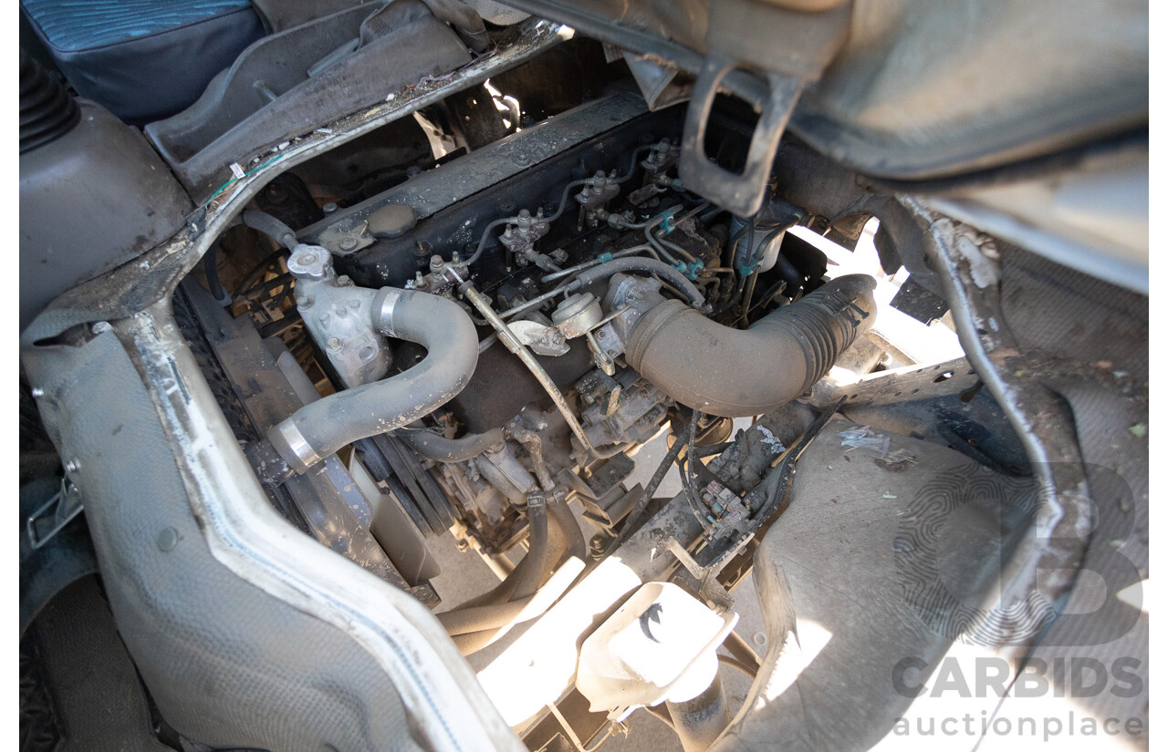 06/1994 Isuzu NPR400 Medium Tray Top Truck 4x2 White Diesel 4.3L