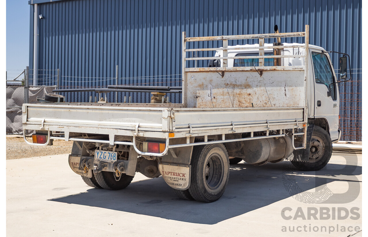 06/1994 Isuzu NPR400 Medium Tray Top Truck 4x2 White Diesel 4.3L