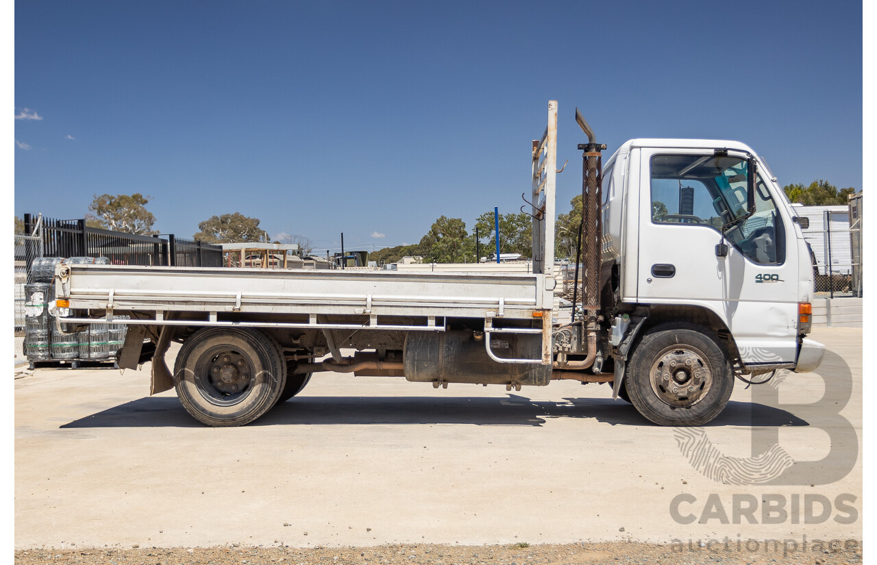 06/1994 Isuzu NPR400 Medium Tray Top Truck 4x2 White Diesel 4.3L