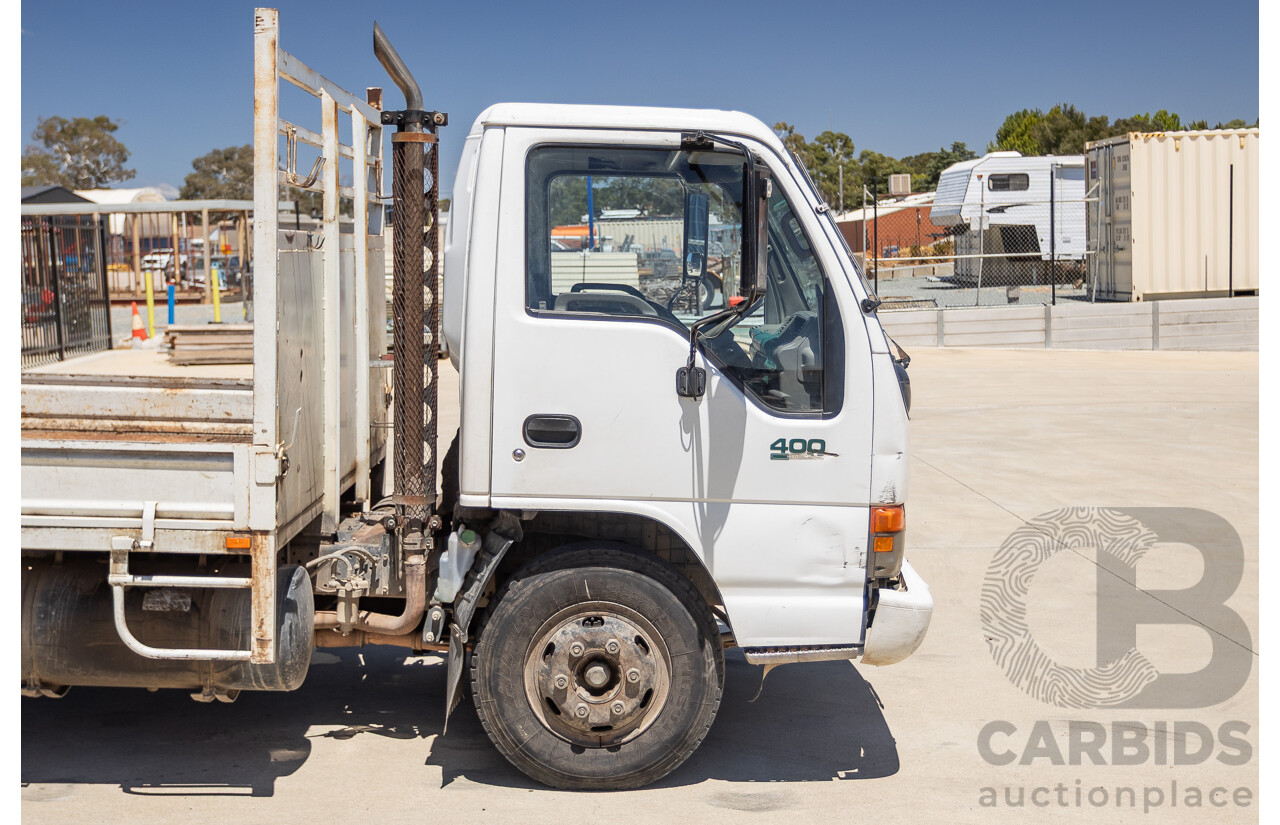 06/1994 Isuzu NPR400 Medium Tray Top Truck 4x2 White Diesel 4.3L