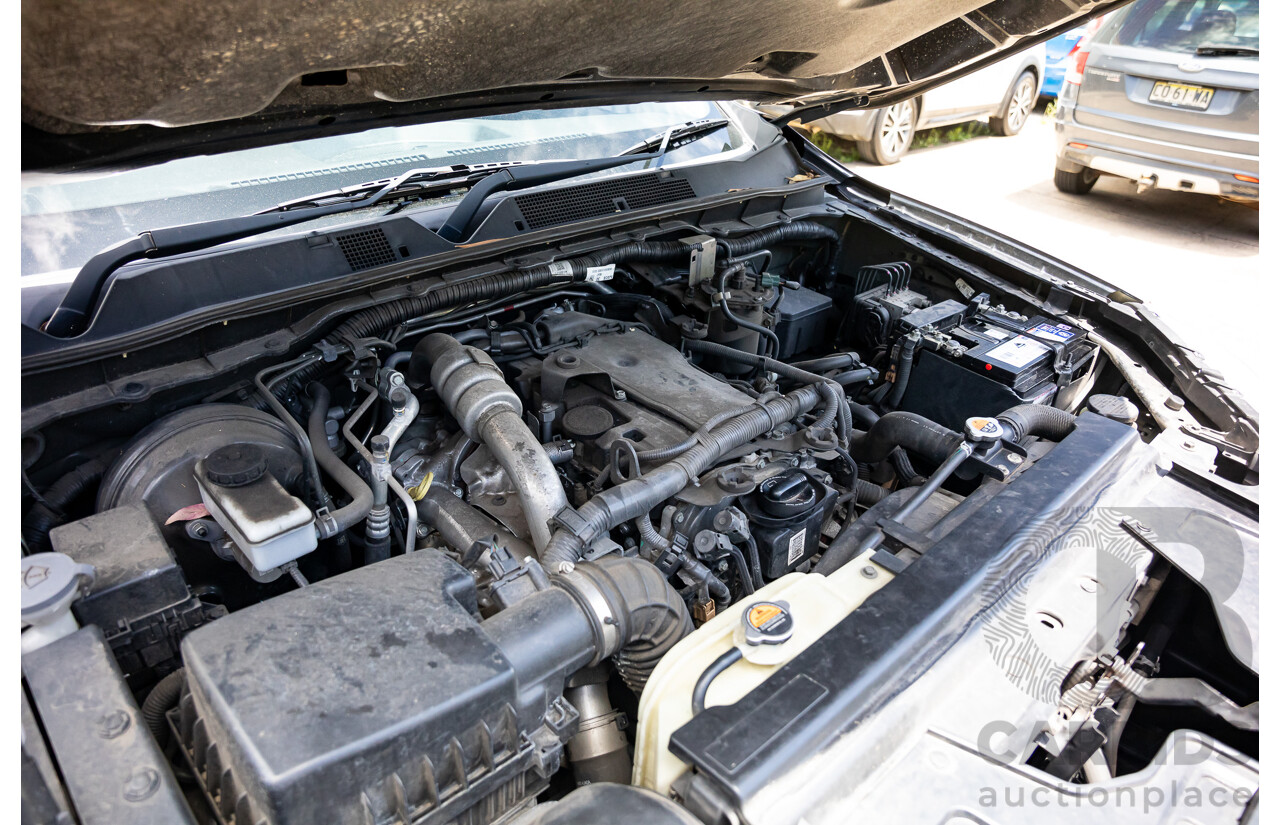 06/2017 Nissan Navara ST-X (4x4) D23 Series II Dual Cab Utility Cosmic Black Metallic Turbo Diesel 2.3L