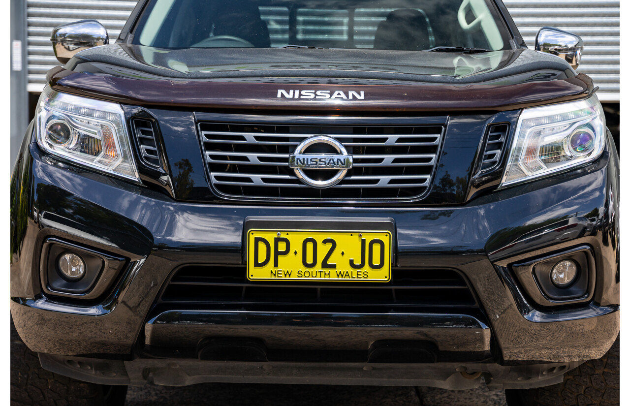 06/2017 Nissan Navara ST-X (4x4) D23 Series II Dual Cab Utility Cosmic Black Metallic Turbo Diesel 2.3L
