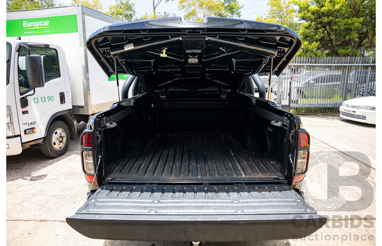 06/2017 Nissan Navara ST-X (4x4) D23 Series II Dual Cab Utility Cosmic Black Metallic Turbo Diesel 2.3L